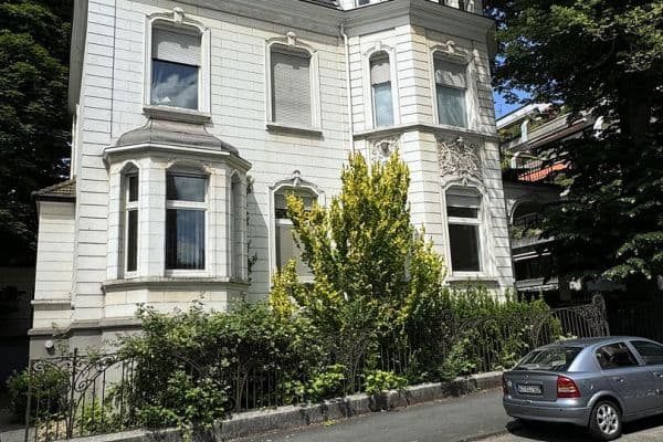 Prenájom bytu 4-izbový 160 m², Witten Prenájom bytu 4-izbový 160 m², Witten