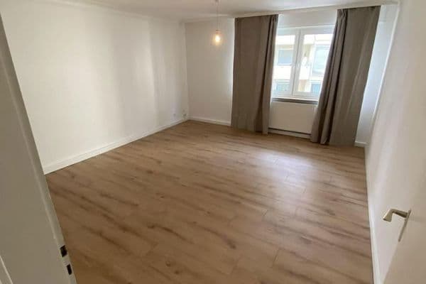 Prenájom bytu 2-izbový 55 m², Pforzheim Prenájom bytu 2-izbový 55 m², Pforzheim