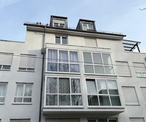 Prenájom bytu 2-izbový 68 m², Richard-Hirschmann-Str. 7, Esslingen Prenájom bytu 2-izbový 68 m², Richard-Hirschmann-Str. 7, Esslingen