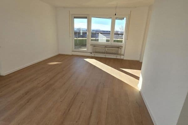 Prenájom bytu 2-izbový 75 m², Landauerstrasse 30A, Stuttgart Prenájom bytu 2-izbový 75 m², Landauerstrasse 30A, Stuttgart