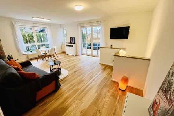 Prenájom bytu 2-izbový 105 m², Gilching, Bavorsko Prenájom bytu 2-izbový 105 m², Gilching, Bavorsko