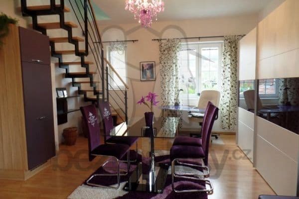 Prenájom bytu 2-izbový 114 m², Pod Bučinou, Řitka Prenájom bytu 2-izbový 114 m², Pod Bučinou, Řitka