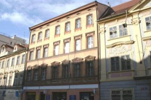 Prenájom bytu Garsoniéra 37 m², Dlouhá, Praha Prenájom bytu Garsoniéra 37 m², Dlouhá, Praha