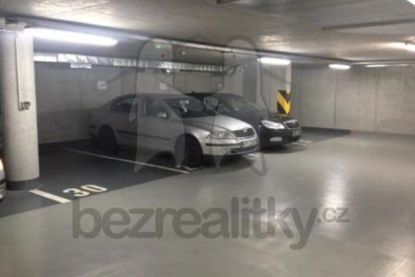 Prenájom garáže 25 m², Želetavská, Prenájom garáže 25 m², Želetavská,