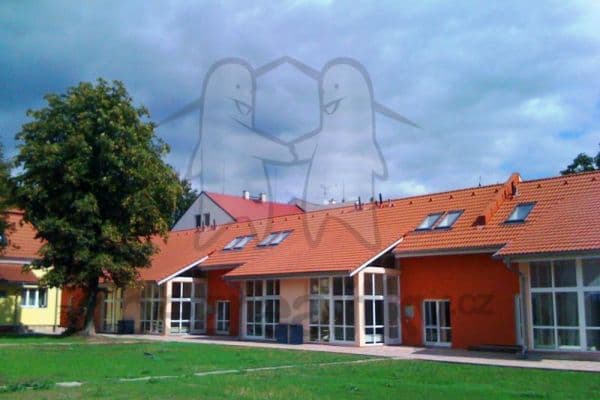 Prenájom bytu 2-izbový 80 m², Pražská třída, Hradec Králové Prenájom bytu 2-izbový 80 m², Pražská třída, Hradec Králové