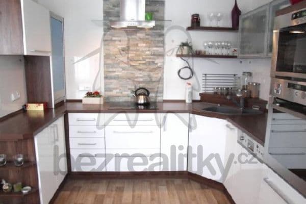 Prenájom bytu 3-izbový 78 m², Kosmonautů, Mělník, Středočeský kraj Prenájom bytu 3-izbový 78 m², Kosmonautů, Mělník, Středočeský kraj