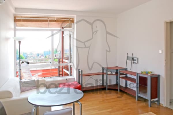 Prenájom bytu 2-izbový 38 m², Vinohradská, Praha, Praha